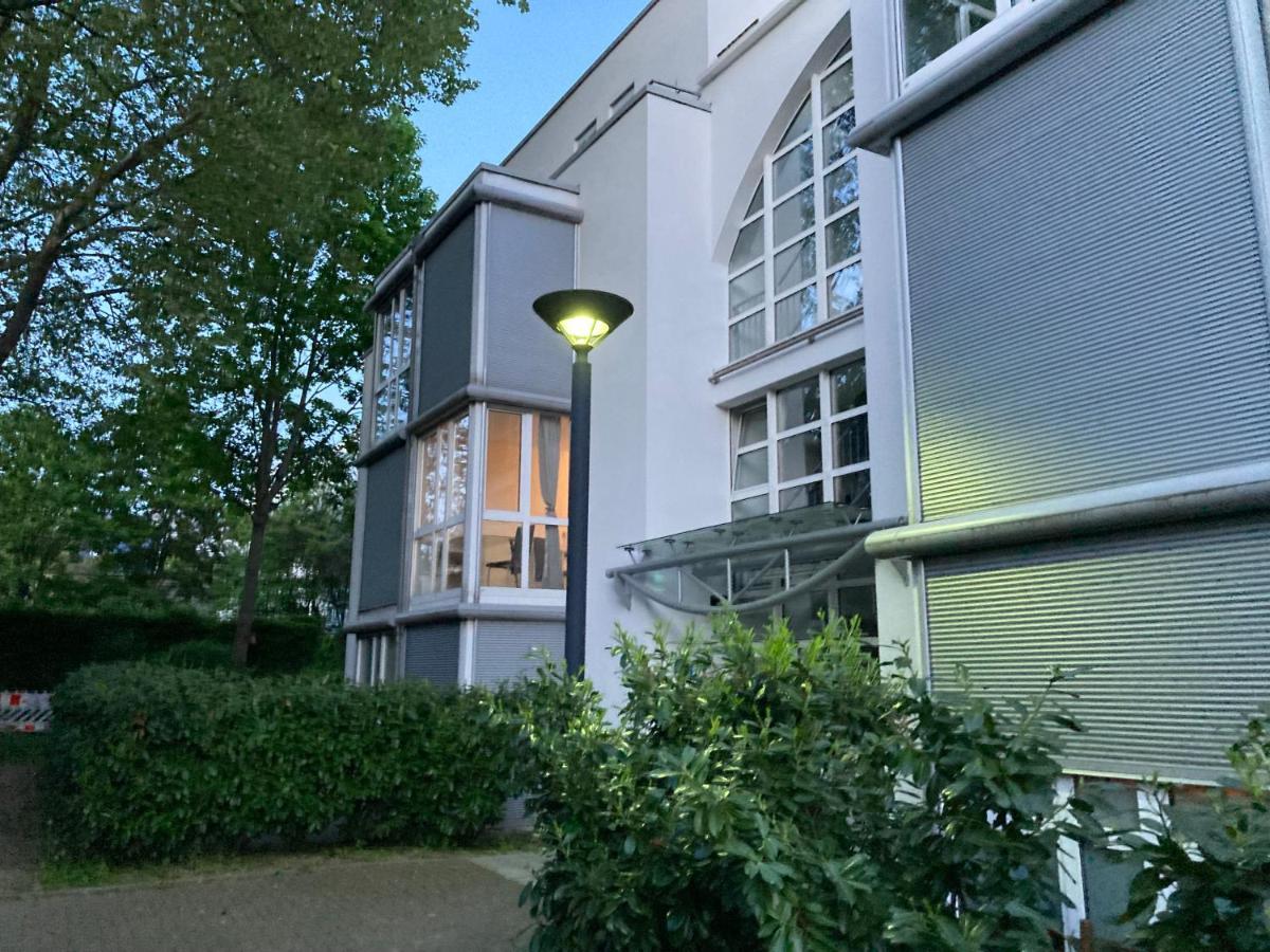 Homeoffice Business Nature View Mit Parkplatz Zentral, Hauptbahnhof Und Kuche Wiesbaden Eksteriør billede
